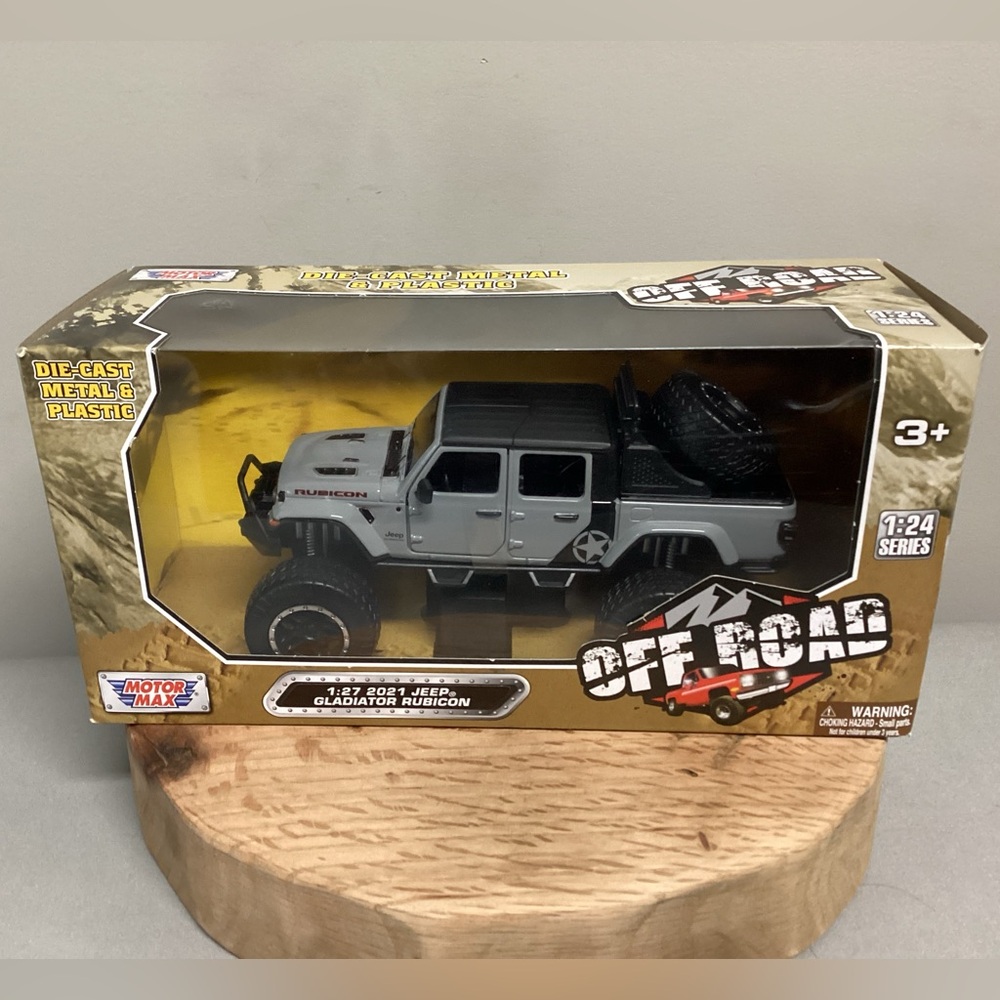 ⚫️ NIB Die-Cast Jeep - Never Opened - Off Road by Motor Max - Gladiator Rubicon